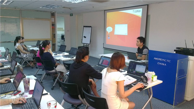 上海融沃商务咨询学校简介 专业商务咨询人才的成长摇篮